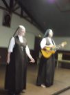 Soeurs Audrey et Catherine du Carmel de St Flour