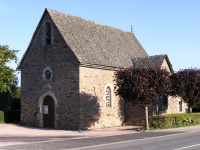 Extérieur de l‘église de Senilhes