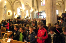 Eucharistie église Arpajon sur Cère